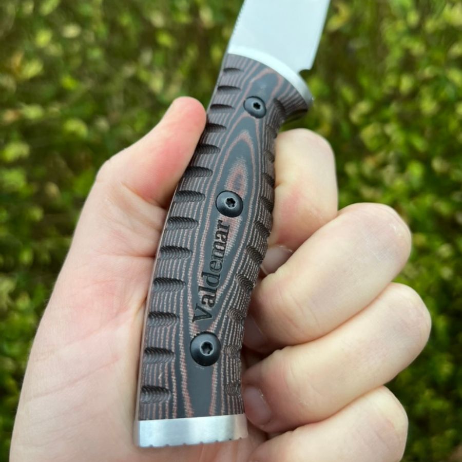 Buck 863 Selkirk bushcraft kniv med personlig gravering i håndtaget