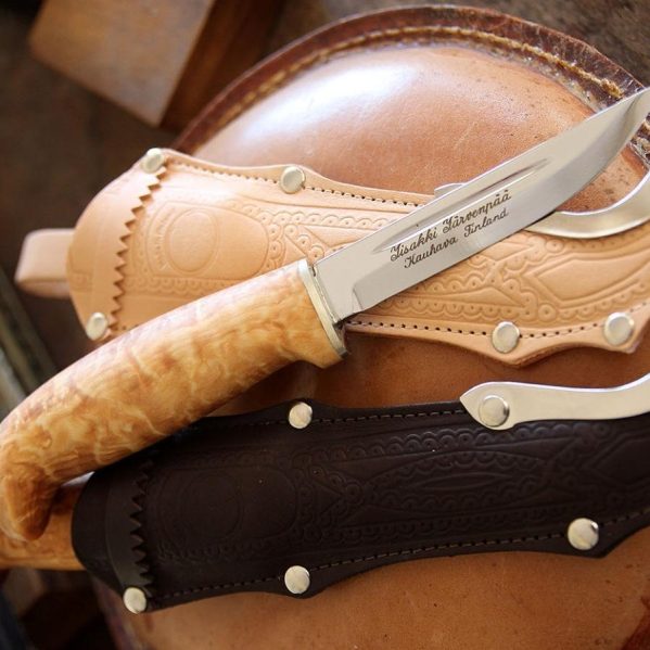Iisakki Järvenpää WHITTLE KNIFE WITH FINGER GUARD - Dark without
